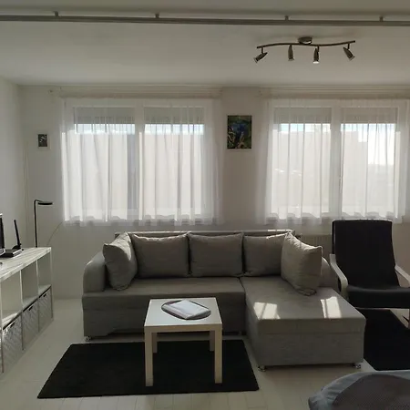 Csongor Apartment *