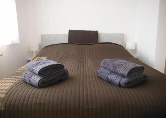 Csongor Apartman *